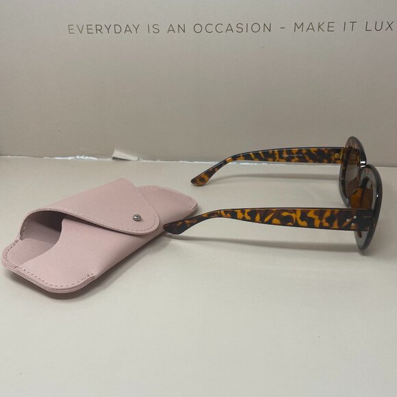 Minue | Loren Sunglasses in Carey - Picture 2 of 5